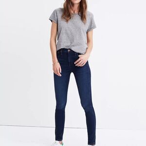 Madewell 10" High-Rise Skinny Jeans in Hayes Wash